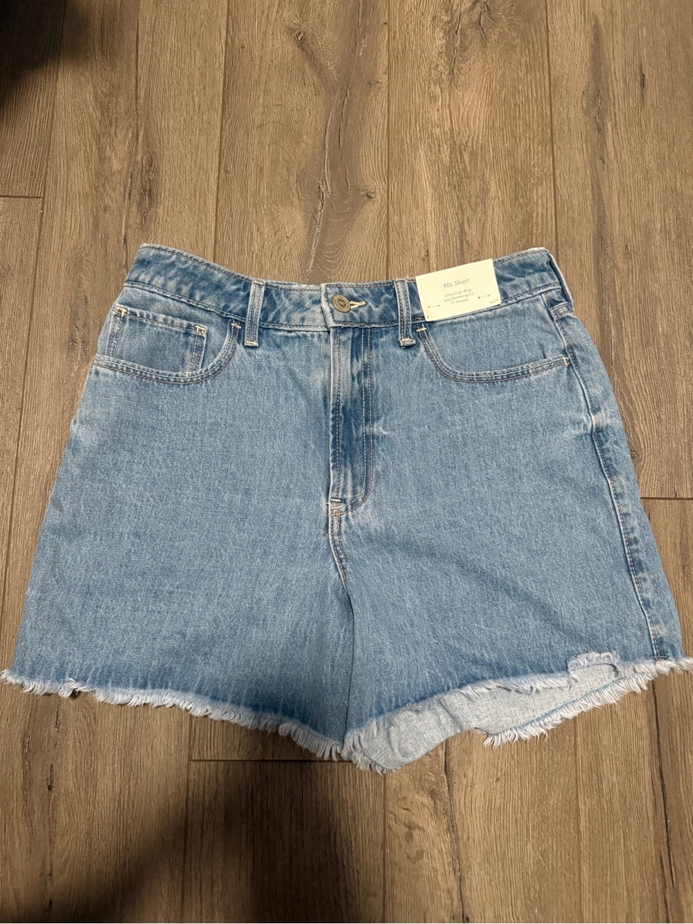 Hollister High Rise 90s Shorts